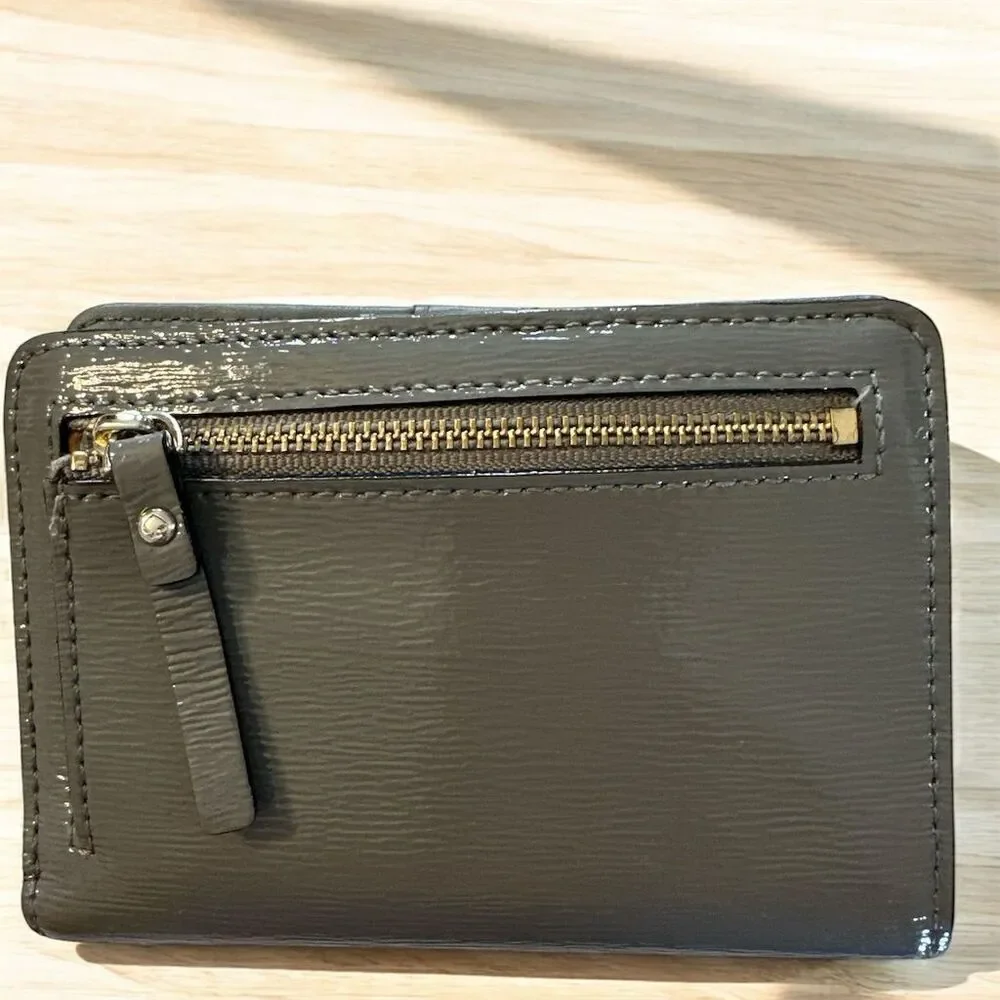 Kate Spade Tellie Bixby Place Gray Glossy Patent Leather Bifold Wallet